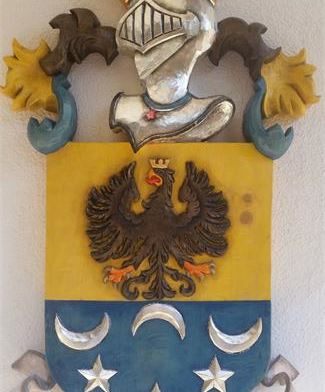 Araldica - stemma Araldico di familia legno di cirmolo 80x45 cm